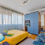 Studio Apartment Ecija